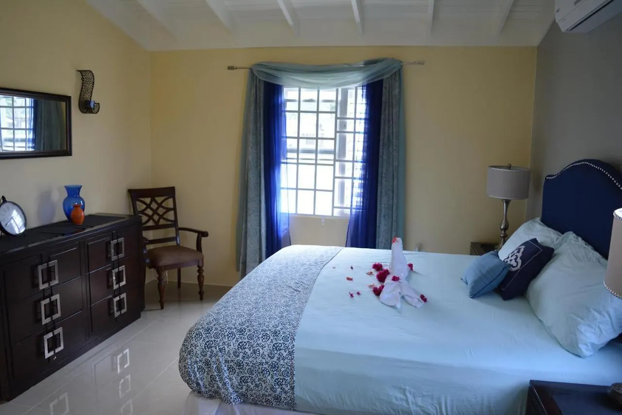 Crimson Heights Apartment Mammee Bay 0*,  Jamaica
