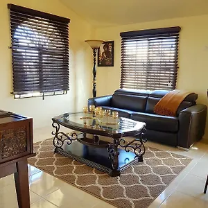 https://timeless-vacation-home.hotelsmontegobay.org